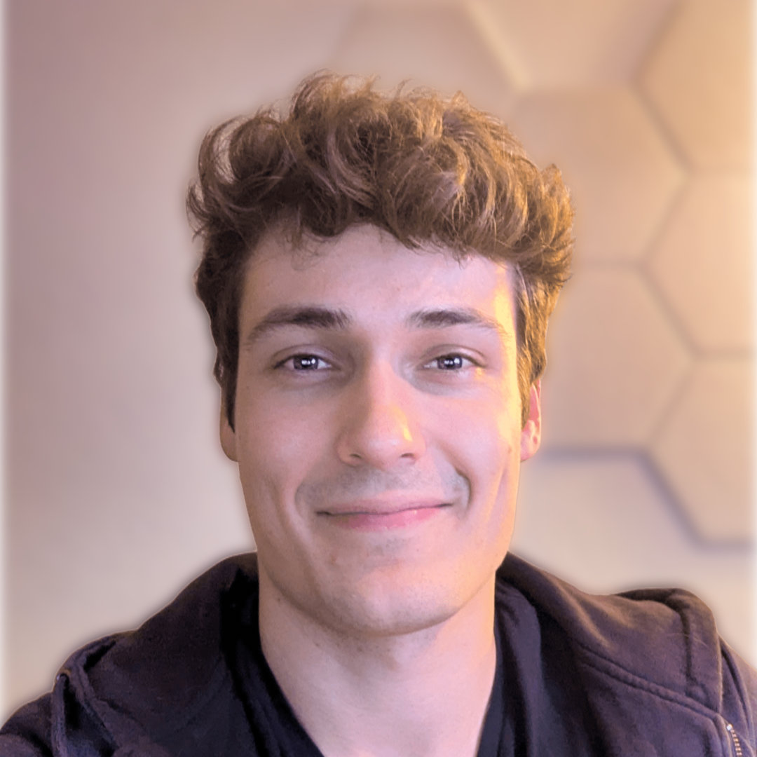 Tobias, Co-Founder and Innovative contributor